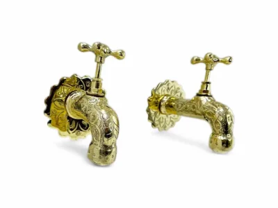 brass kitchen faucet