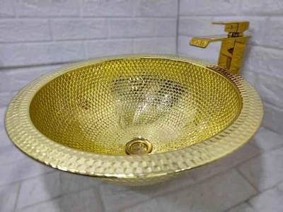 pedestal sink