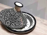 serving bowls with lids